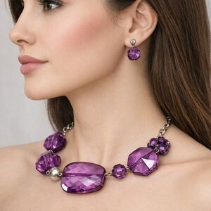 Women's Stunning Silver-tone & Purple Beaded Necklace - Matching Drop Earrings
